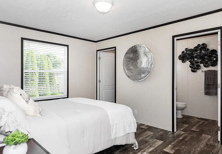Westbridge Manor — Photo 115