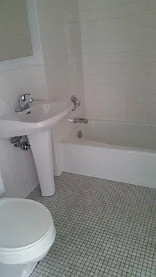 Rented by Tompkins Square Realty | media 82