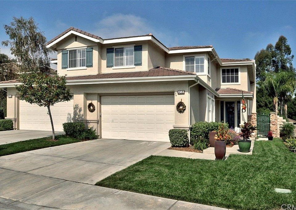 1st image of 1363 Canterbury Ln