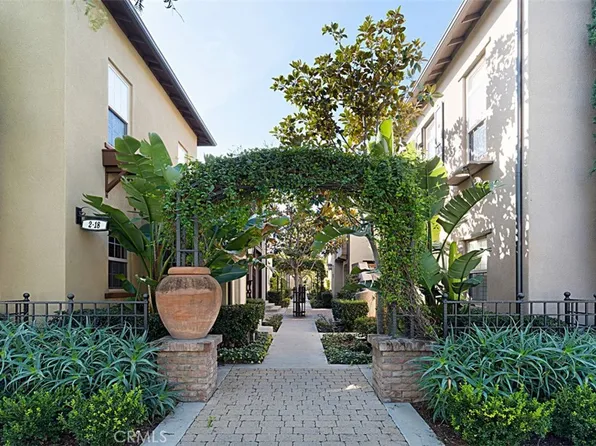 8 Iceberg Rose, Irvine, CA 92620