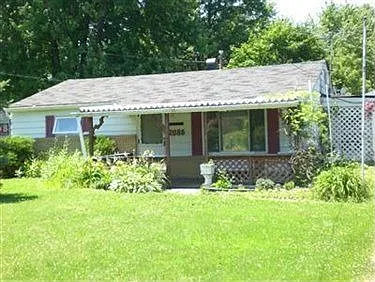 2086 Gaylann Dr photo 1