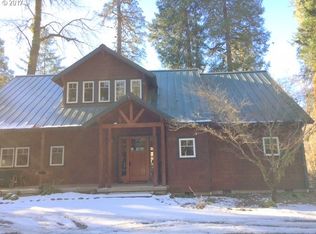 49132 McKenzie Hwy, Vida, OR