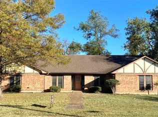 505 Hickory St, Honey Grove, TX 75446