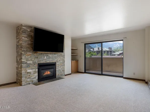 137 Benchmark Rd #211, Avon, CO 81620