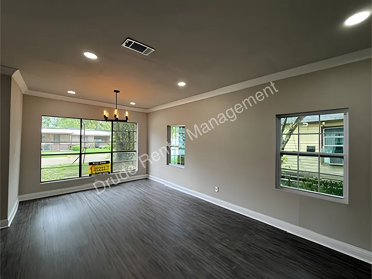 208 Wilbert Dangerfield Dr — Photo 47