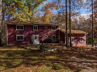 8536 Pineview Lake Dr, Linden, MI 48451