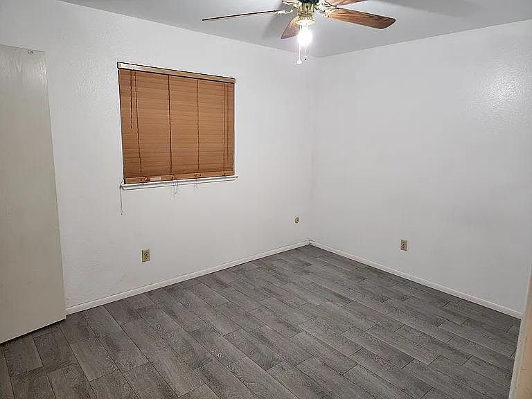 2nd image of 4755 Tisdell Dr