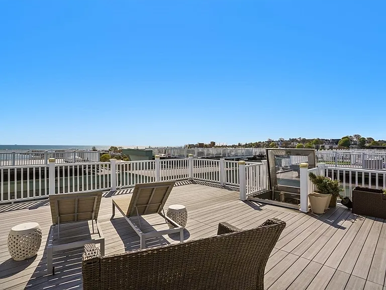 10 Ocean Ave #414 — Photo 20