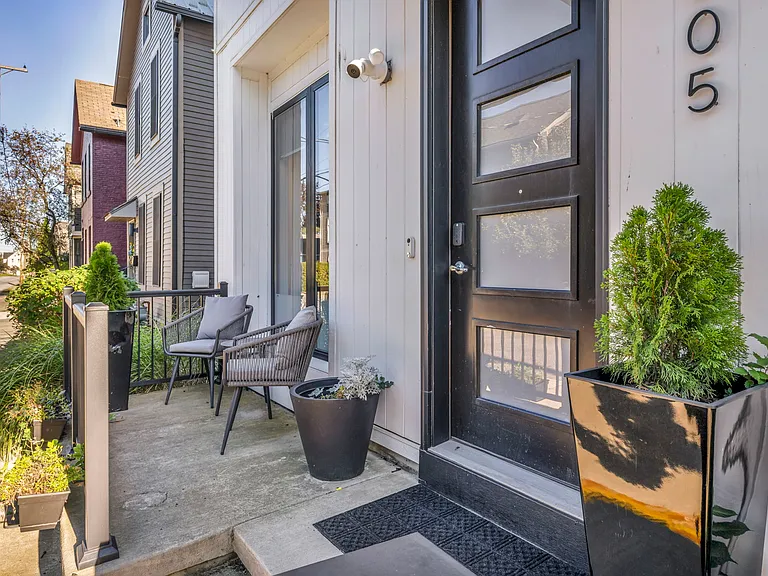 805 Brayton Ave — Photo 49