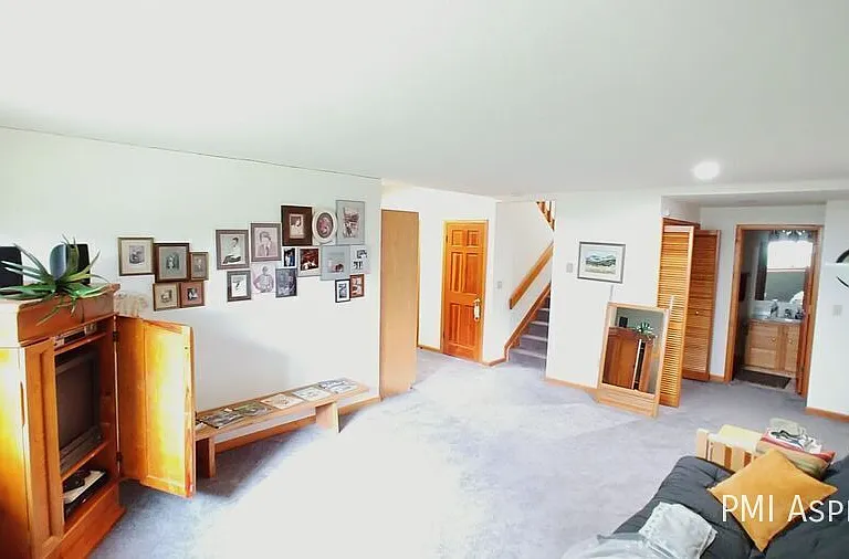 1940 Tincup Ct — Photo 5
