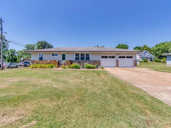 2413 Starling Airport Rd, Arnold, MO 63010