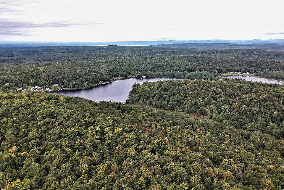 2nd image of 447 Middle Grove Rd