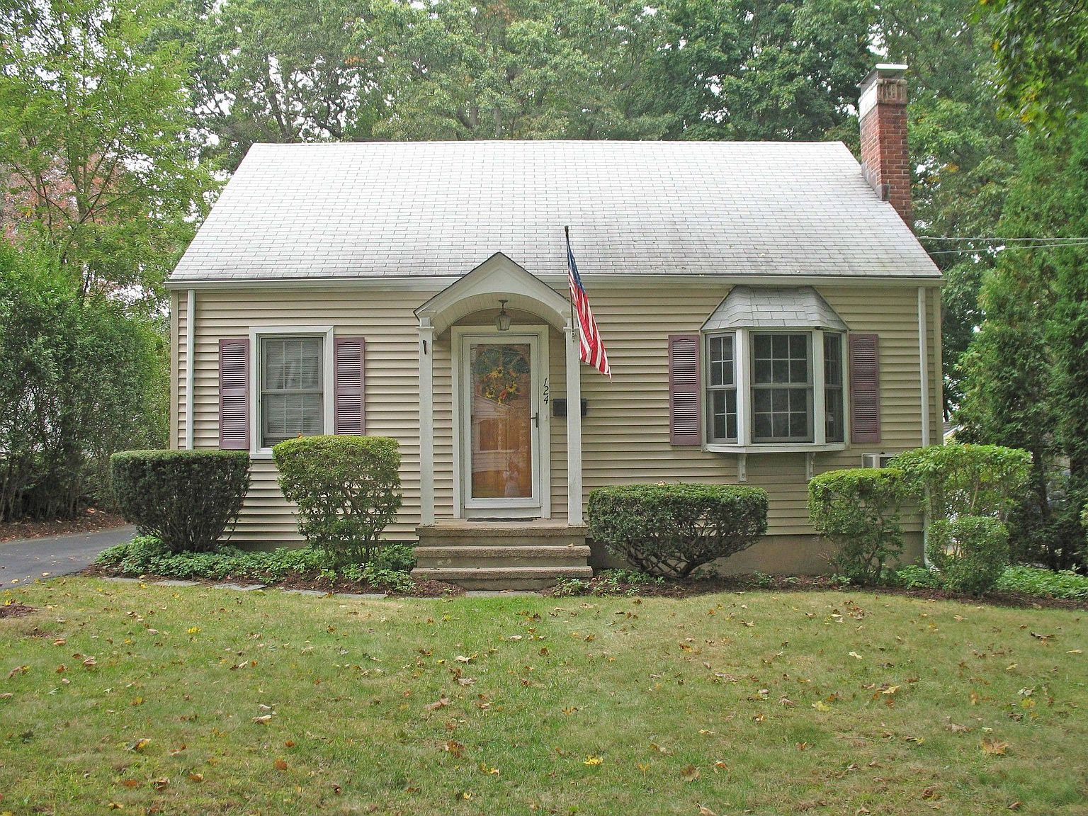 124 Anson St, Stratford, CT 06614 Zillow