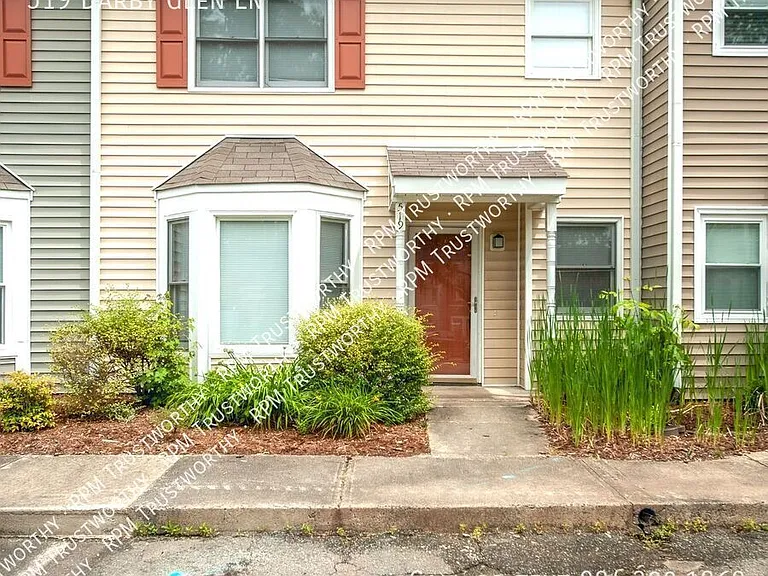 519 Darby Glen Ln — Photo 1