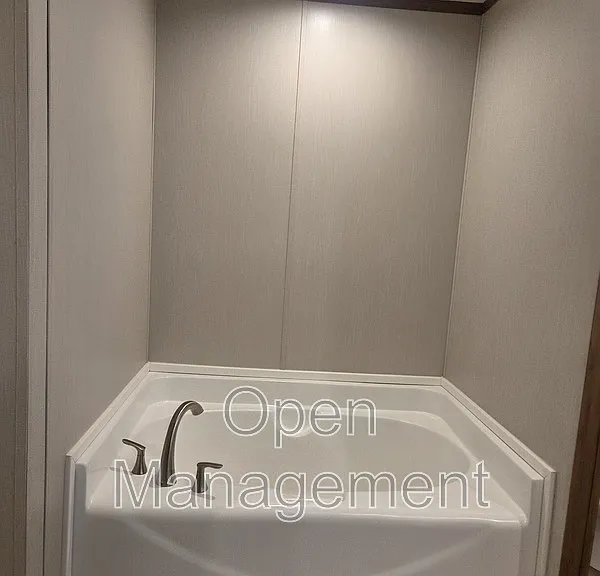 3300 Voight Blvd #422 — Photo 15