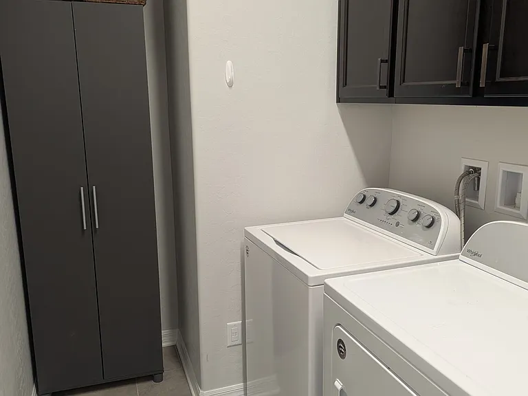1371 Evening Breeze Ln — Photo 28