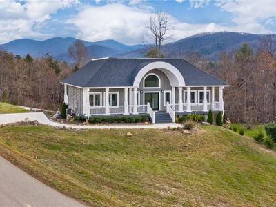 52 Governor Thomson Ter, Weaverville, NC, 28787