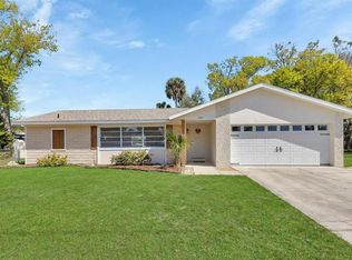 1007 Crescent Pkwy, Deland, FL 32724