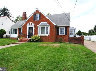 828 Salem Rd, Burlington, NJ 08016