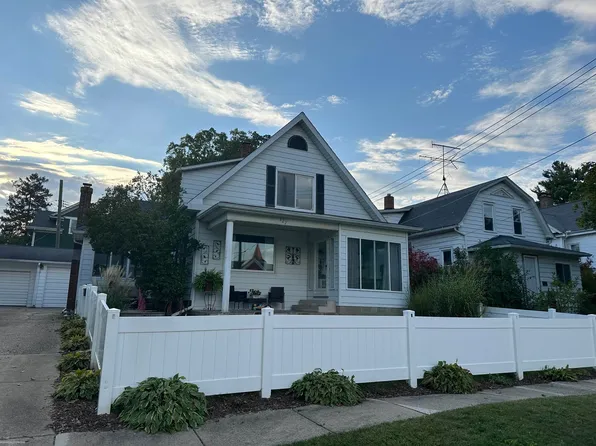 327 N Washington St, Lapeer, MI 48446