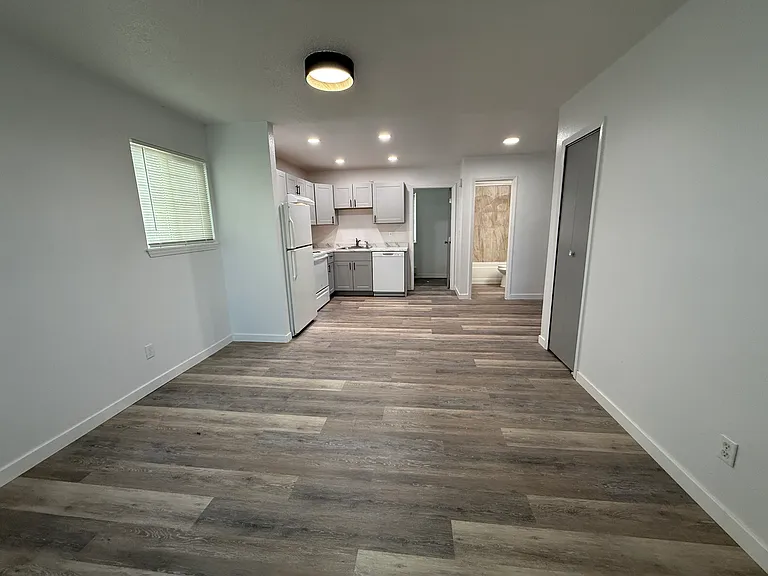 2120 Cooper Ave #A — Photo 3
