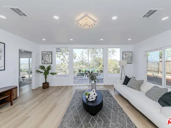 1832 Burnell Dr, Los Angeles, CA 90065