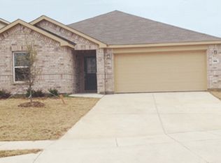 1840 Lynnwood Hills Dr, Fort Worth, TX 76112