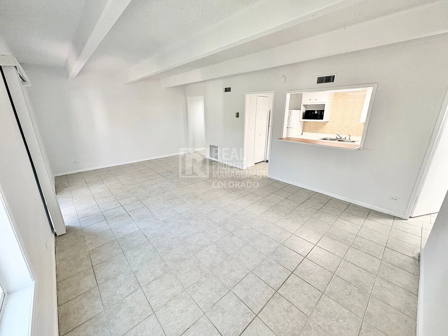 Freshly Painted 1-Bedroom Condo with All Utilities Included — Photo 4