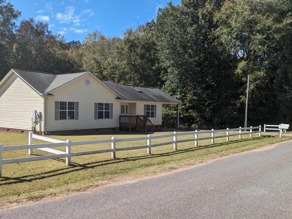 3019 Pratt St, Sharon, SC 29742