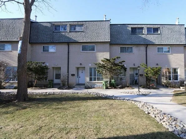 8 Liszt Gate #9, Toronto, ON M2H 1G7