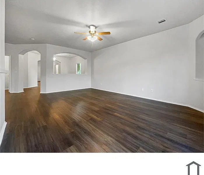 4 bed, 2.5 bath, 2626 sqft, $3,200 — Photo 4