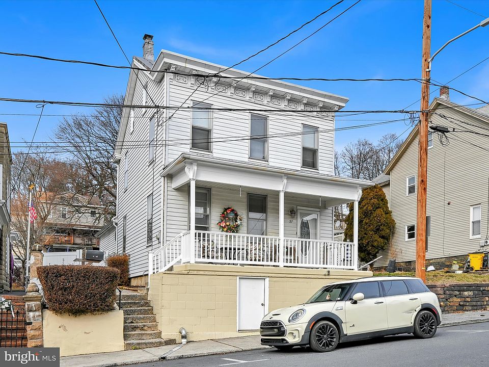 1st image of 27 E William St