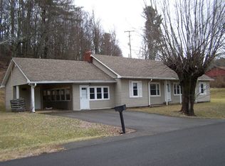 5216 Peaks Mountain Rd, Galax, VA 24333