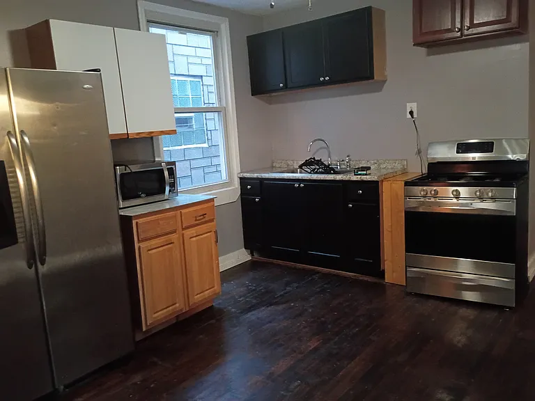 1268 W 71st Pl — Photo 9