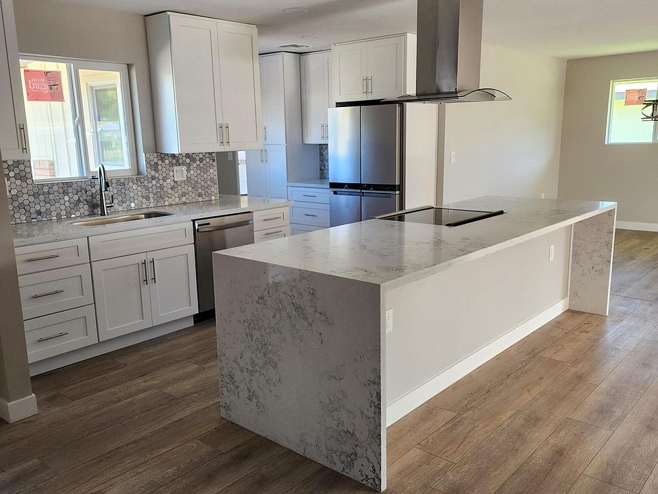 1st image of 10923 W PEORIA Avenue