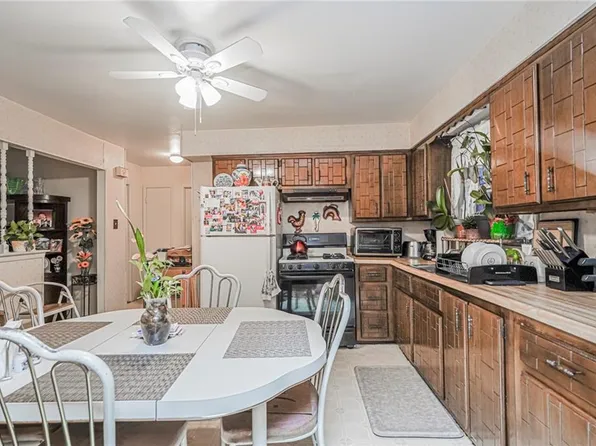 38 Bleeker Place image 23 of 35