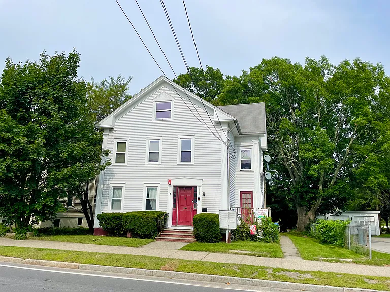656 Main St #3 — Photo 14