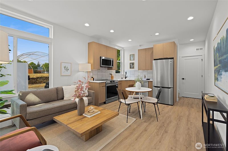 5th image of 2454 NW 60th Street