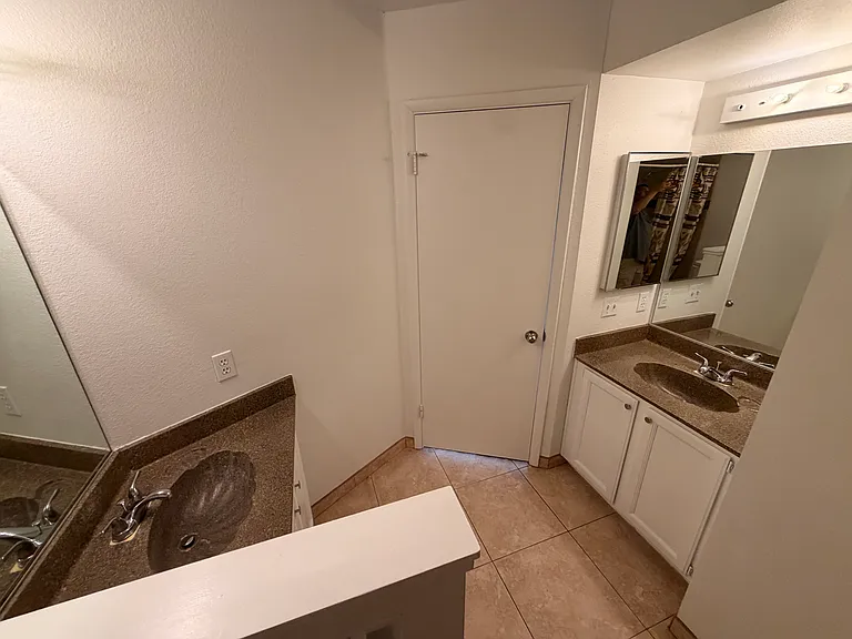 6665 Gatehouse Ln — Photo 25