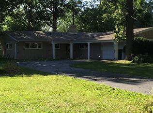 6340 Arthur St, Merrillville, IN 46410