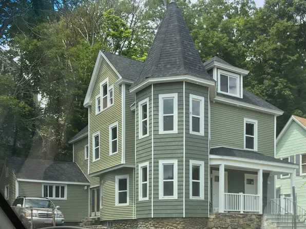 11 Richmond Ave #2, Worcester, MA 01602