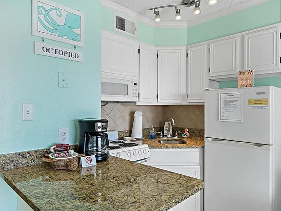 4th image of 6102 Seawall Blvd #361