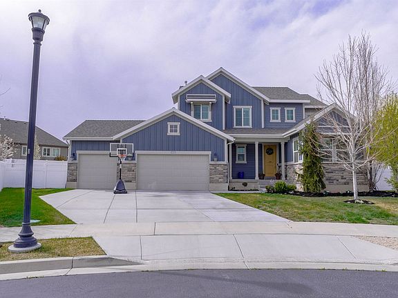 3rd image of 11028 Olive Ct