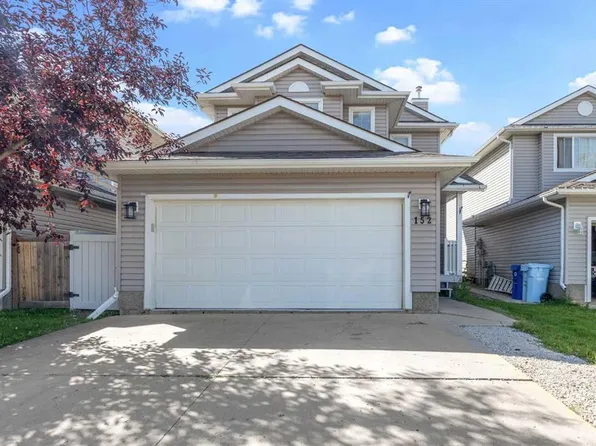 152 NW Cinnamon St, Wood Buffalo, AB T9K 2T4