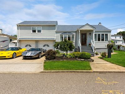 240 44th Street, Lindenhurst, NY, 11757
