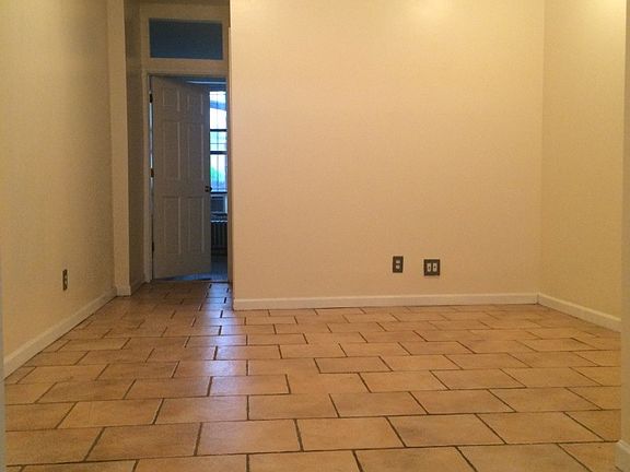 4th image of 300 Jefferson St #1N