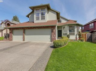 627 SW 29th Cir, Troutdale, OR 97060