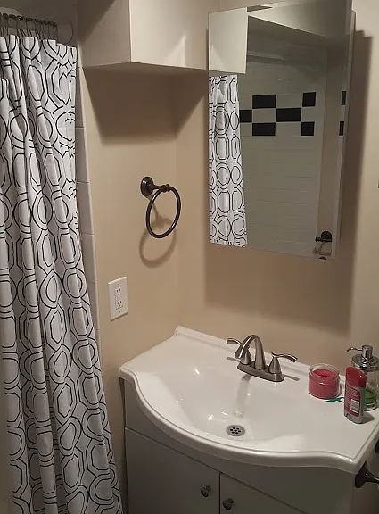 309 Garrard St #7 — Photo 4