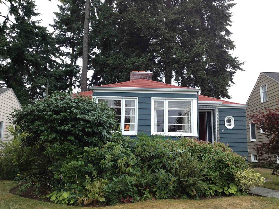 2nd image of 6839 34th Ave NE