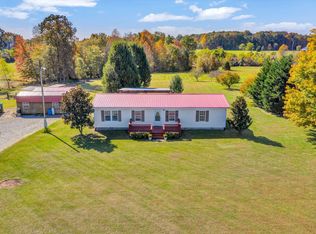 235 Old Martin Chapel Rd, Portland, TN 37148